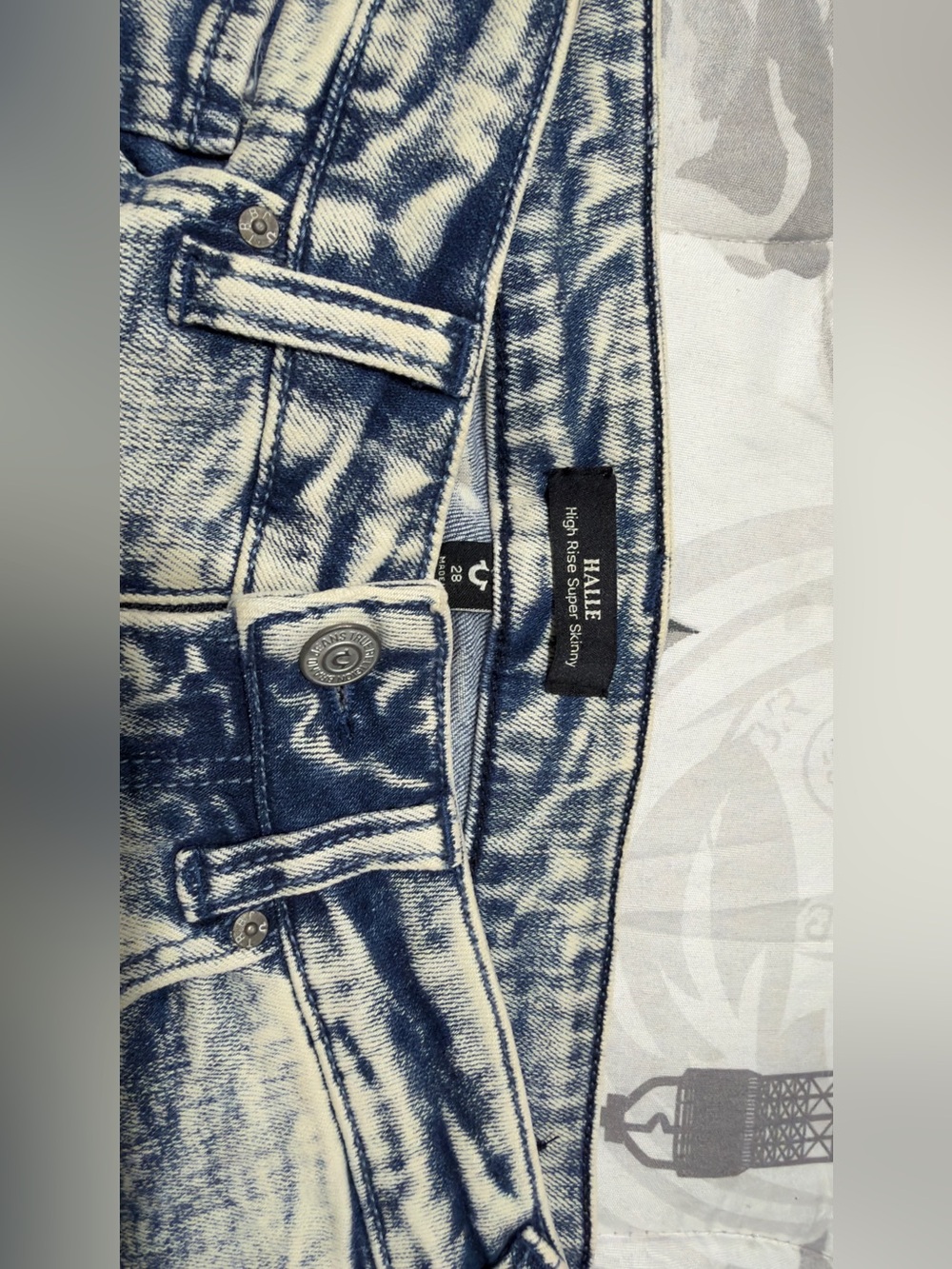 Halle High Rise Super Skinny woman Jeans - Bleach Blue Wash